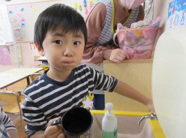 手洗い・うがい指導(ばなな組)